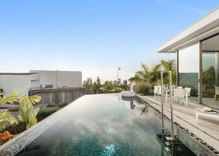 Luxliving Tenerife Dali 别墅 *